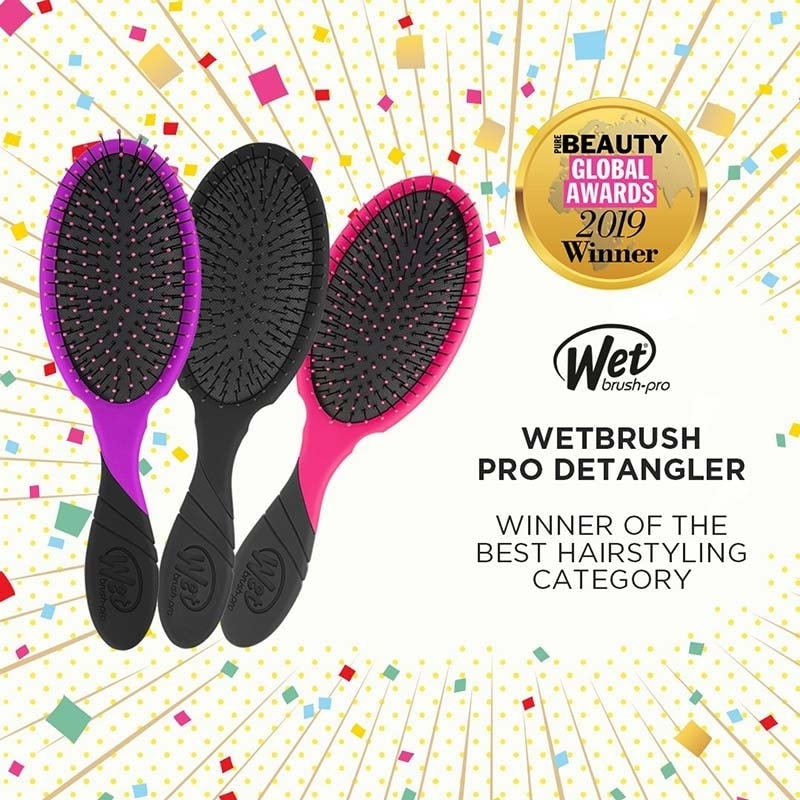 WetBrush Pro Detangler Holiday, Sparkle Red - Image 6