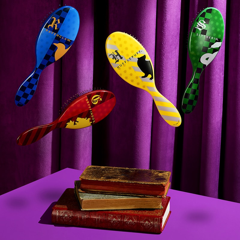 WetBrush Original Detangler Harry Potter Display: 12 Brushes - Image 3